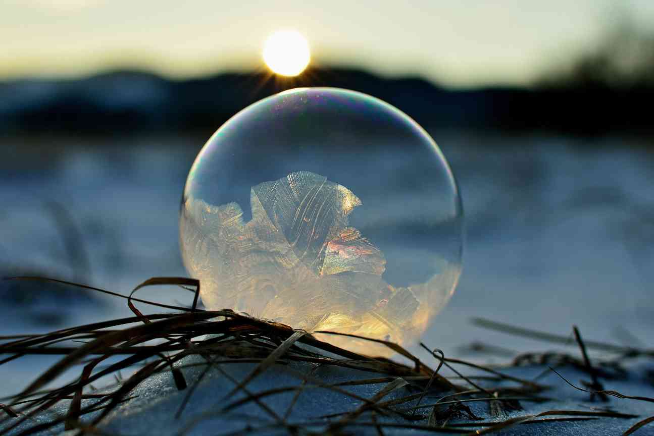Seifenblase Frost-klein